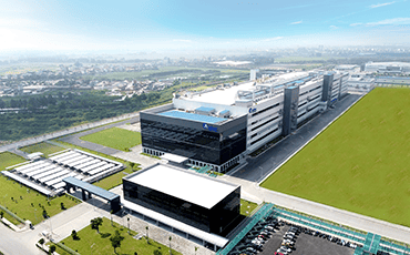 지난 10월 생산에 들어간 앰코테크놀로지 베트남 박닌 사업장/유영국 제공